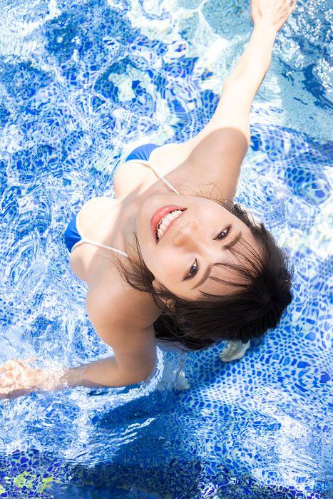 鈴木ふみ奈 Iカップの水着グラビア画像ほか！