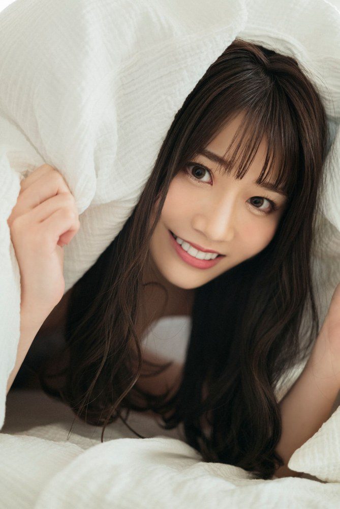 河北彩伽 絵になるEカップ美乳のヌード画像！