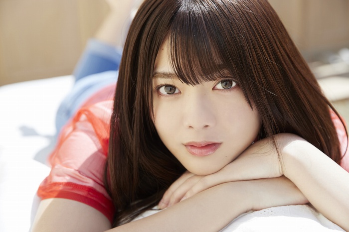 田村保乃 ナチュラルな激かわ水着グラビア画像！