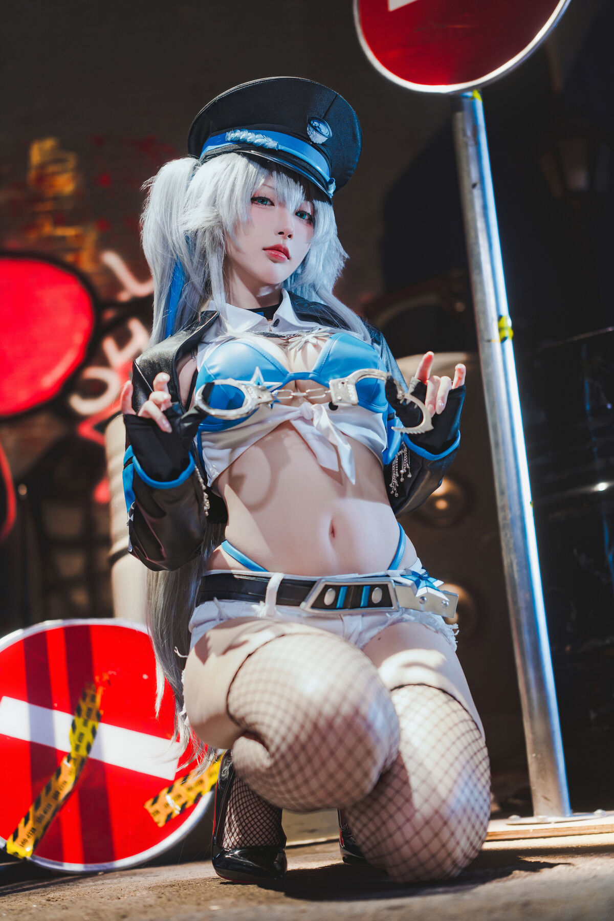 Coser@宮本桜 - 交错战线 刃齿女警