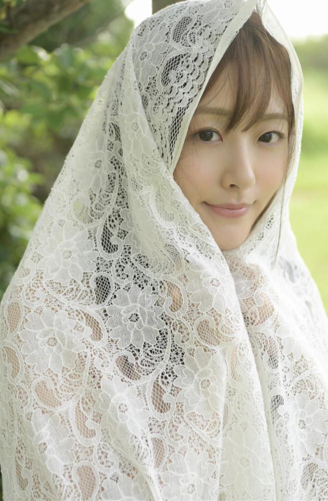 青空ひかり 笑顔がかわいい純朴ヌード画像！