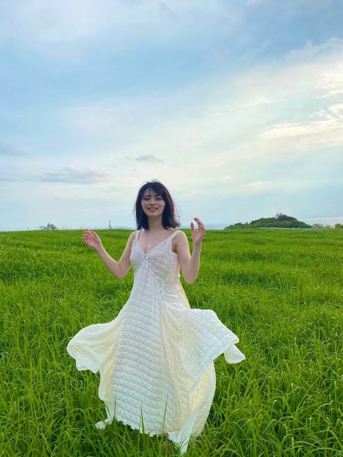 石浜芽衣 キュートな水着グラビアほか画像！