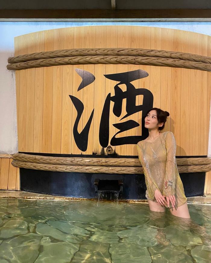 高橋凛 Hカップの手ブラヌード＆水着画像！