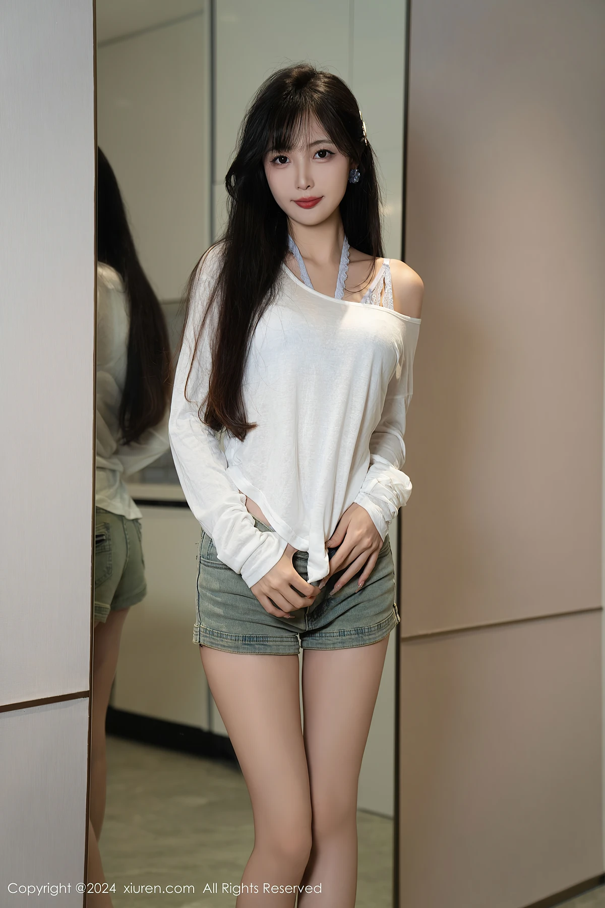 XiuRen秀人网 No.9215 LinXingLan林星阑