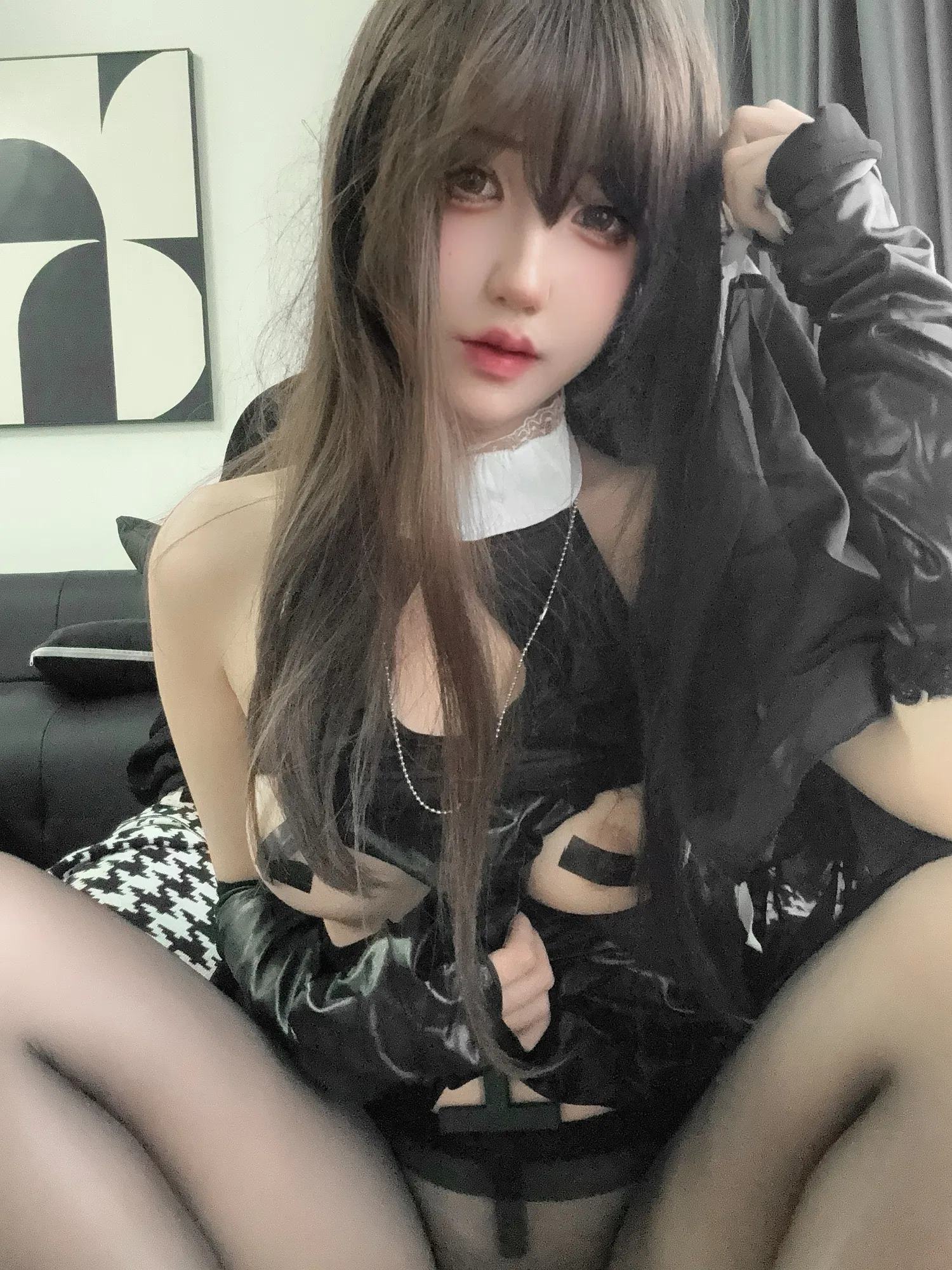 [Cosplay] 阿薰kaOri 偷偷做坏事的修女