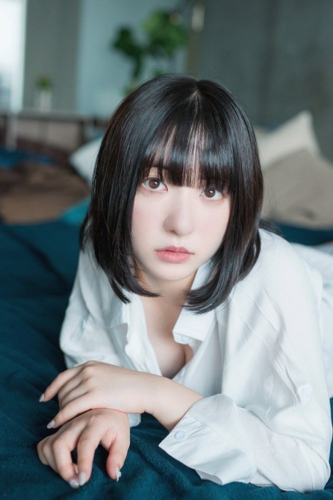 麻倉瑞季 おっぱいが大きい水着グラビア画像！