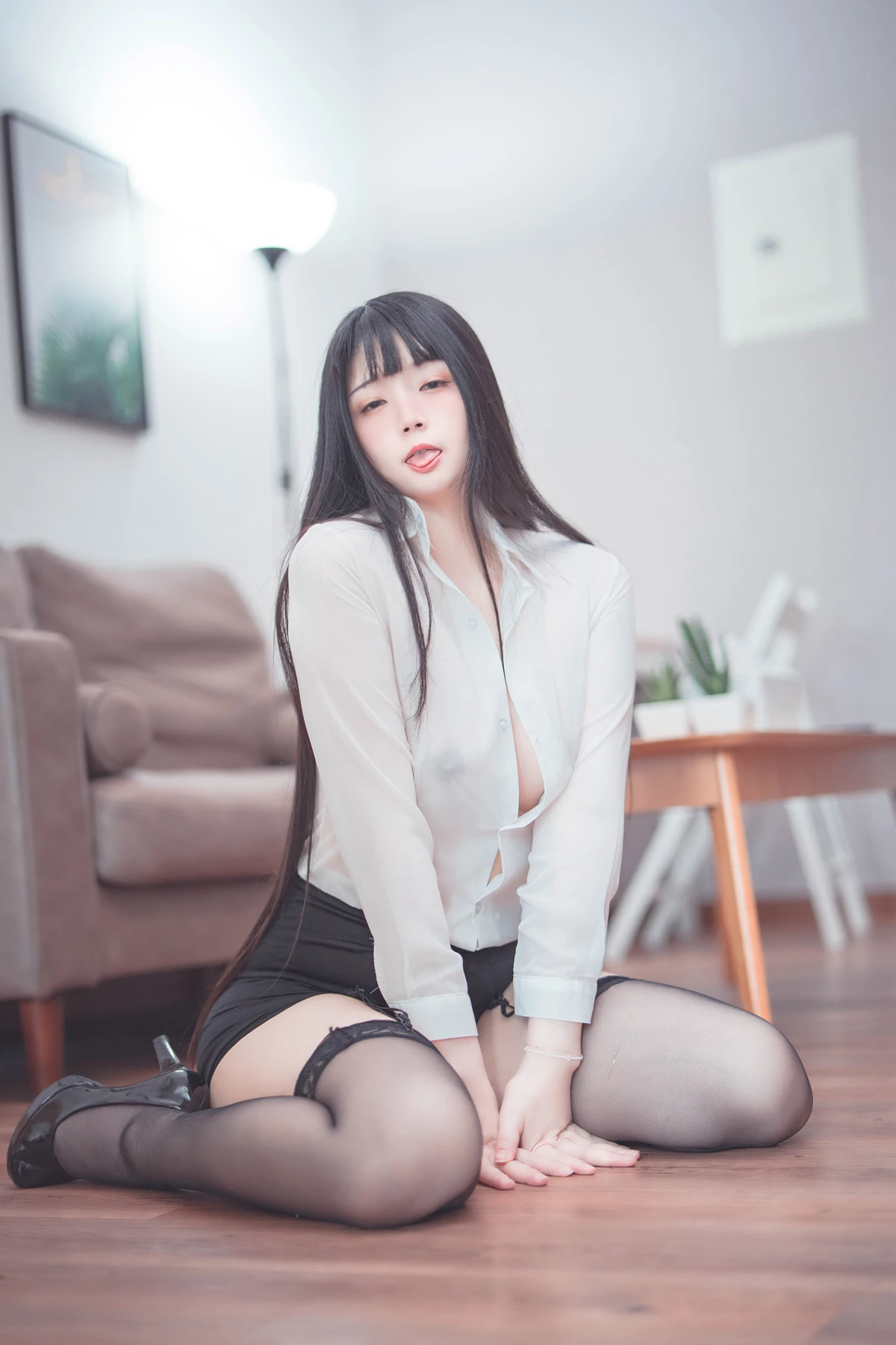 Cosplay 落落Raku – Weekday Eat Me