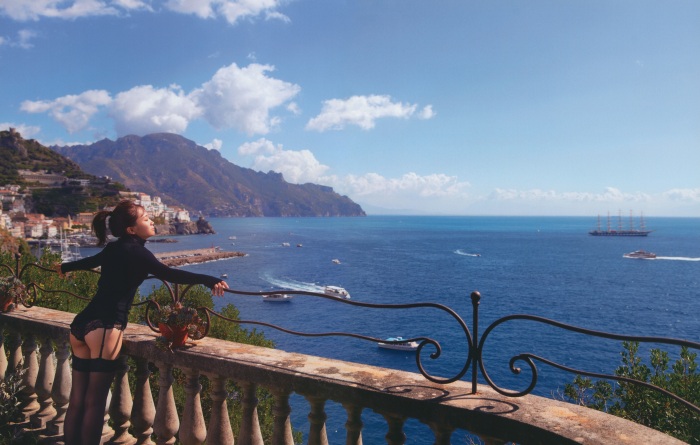 秋元真夏 激かわな水着・ランジェリー画像！