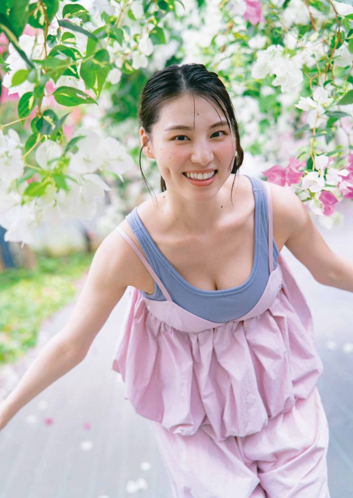 相楽伊織 けっこうボインな水着グラビア画像！