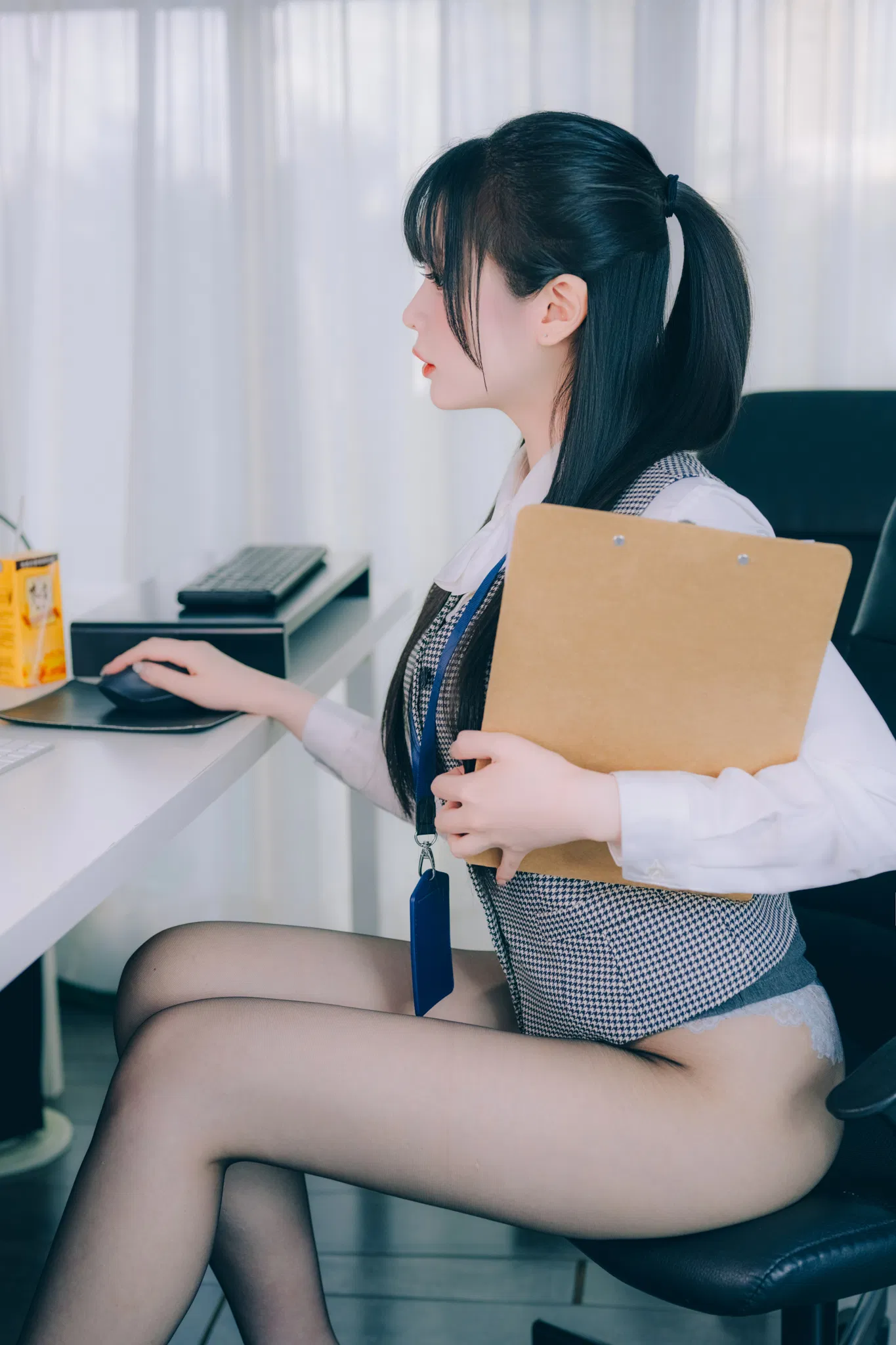 [Cosplay] 霜月shimo DL写真集 霜月的秘密辦公室 Vol.02 Shimo' Secret Office Vol.02