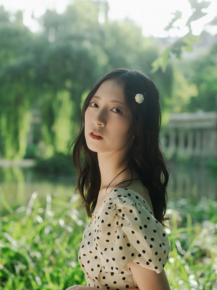 金村美玖 しっとりかわいい水着＆生脚画像！