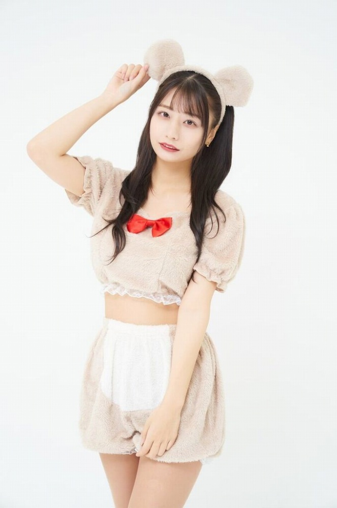 鈴木優香 ちょっと脱ぎすぎ水着グラビア画像！