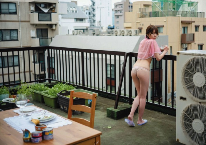 小日向ゆか 萌えるEカップの水着グラビア画像！