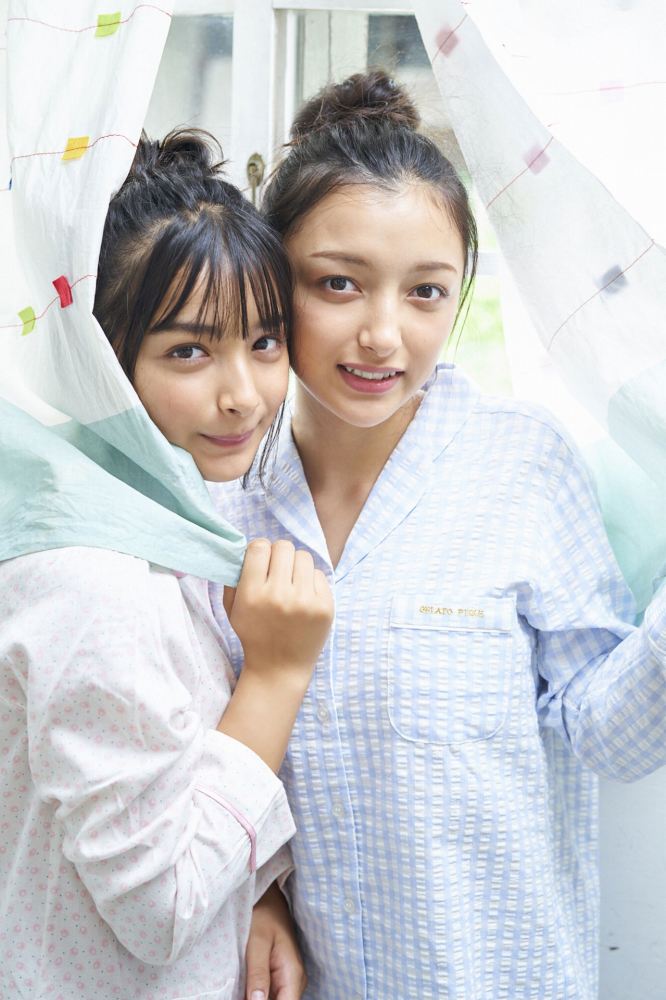 エリマリ ハーフ姉妹の水着グラビア画像！！