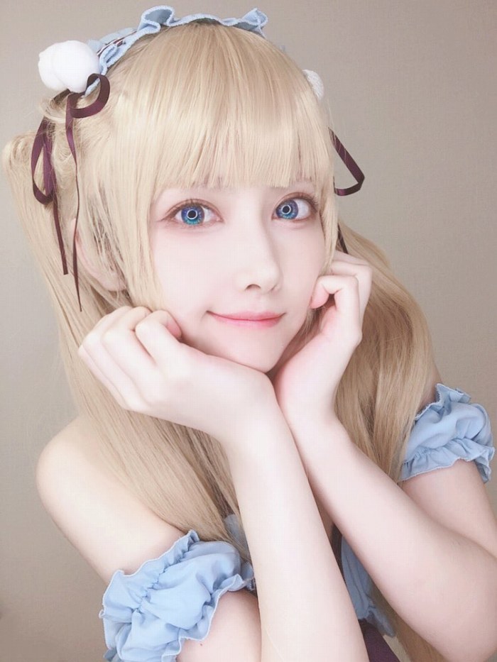 えい梨 美しいコスプレ＆水着グラビア画像！