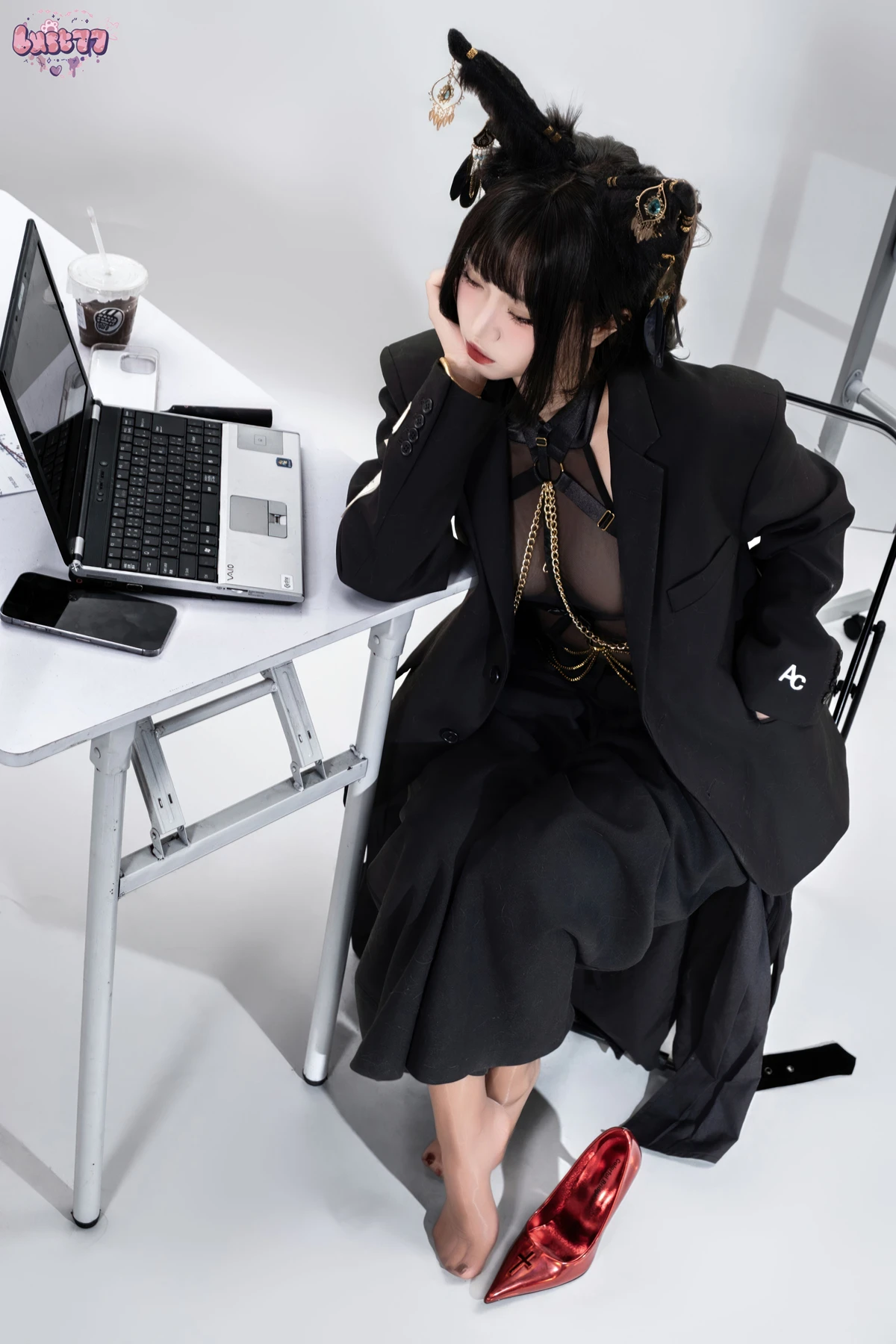 Cosplay 柒柒要乖哦 – 黑·阿努比斯 Set.02