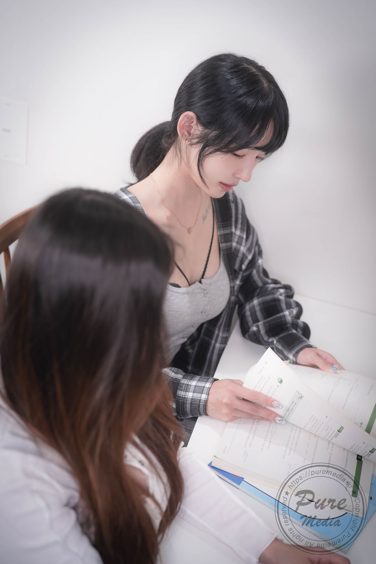 Pure Media Vol.307 - Yeha 예하 And Yuna Part01