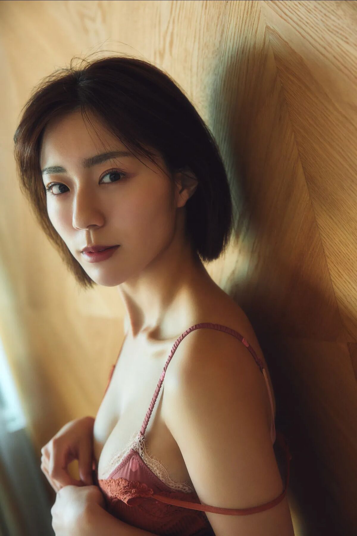 Miki Ide 井手美希 - Friday Digital Photobook Graduation 卒業 Vol.2