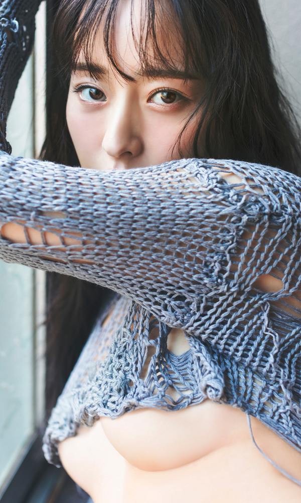 高崎かなみ 鬼かわな水着＆ランジェリー画像！