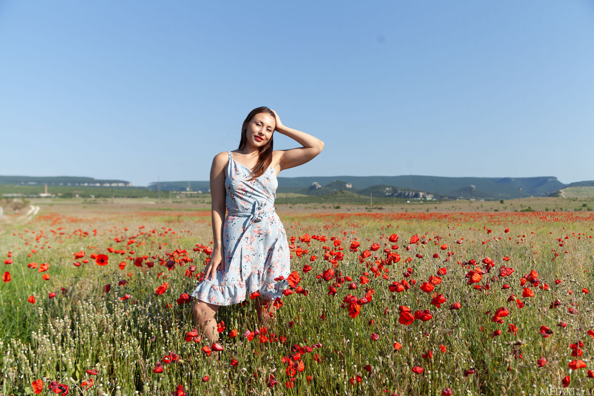 MetArt Sumiko - Poppy Field Part01