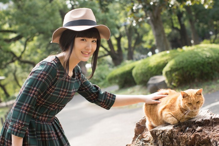 浜辺美波 鬼かわな水着＆浴衣グラビア画像！