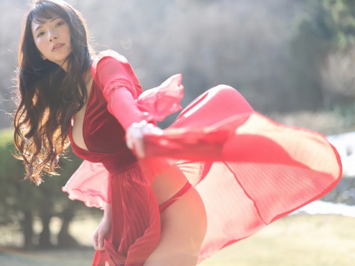 街山みほ 美乳ヘアヌード＆水着グラビア画像！