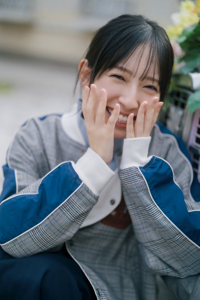 金村美玖 しっとりかわいい水着＆生脚画像！