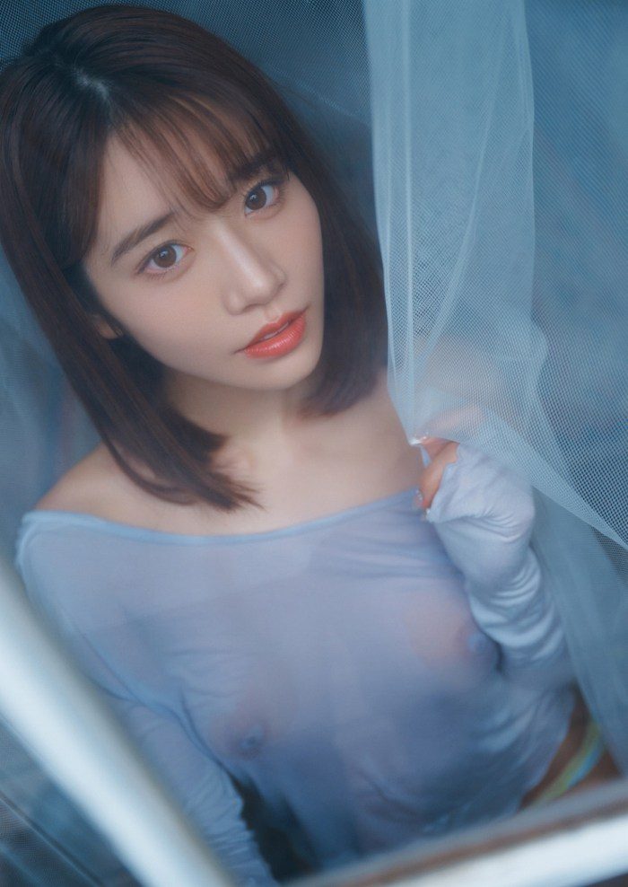 河北彩伽 絵になるEカップ美乳のヌード画像！