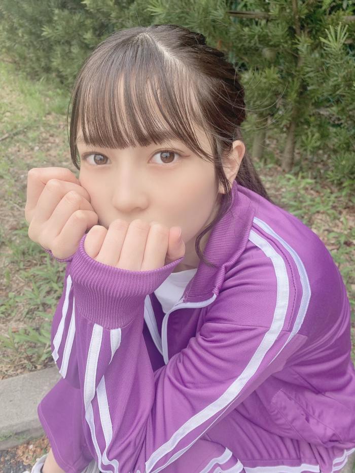 黒嵜菜々子 ふわふわボインの水着グラビア画像！