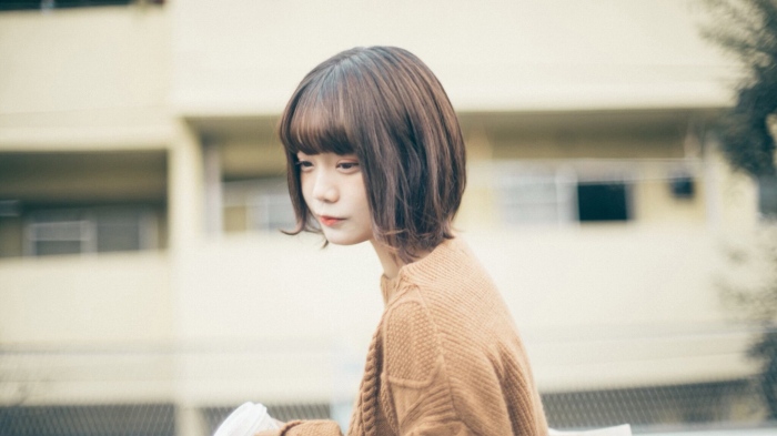 青戸しの Fカップボインな水着グラビア画像！