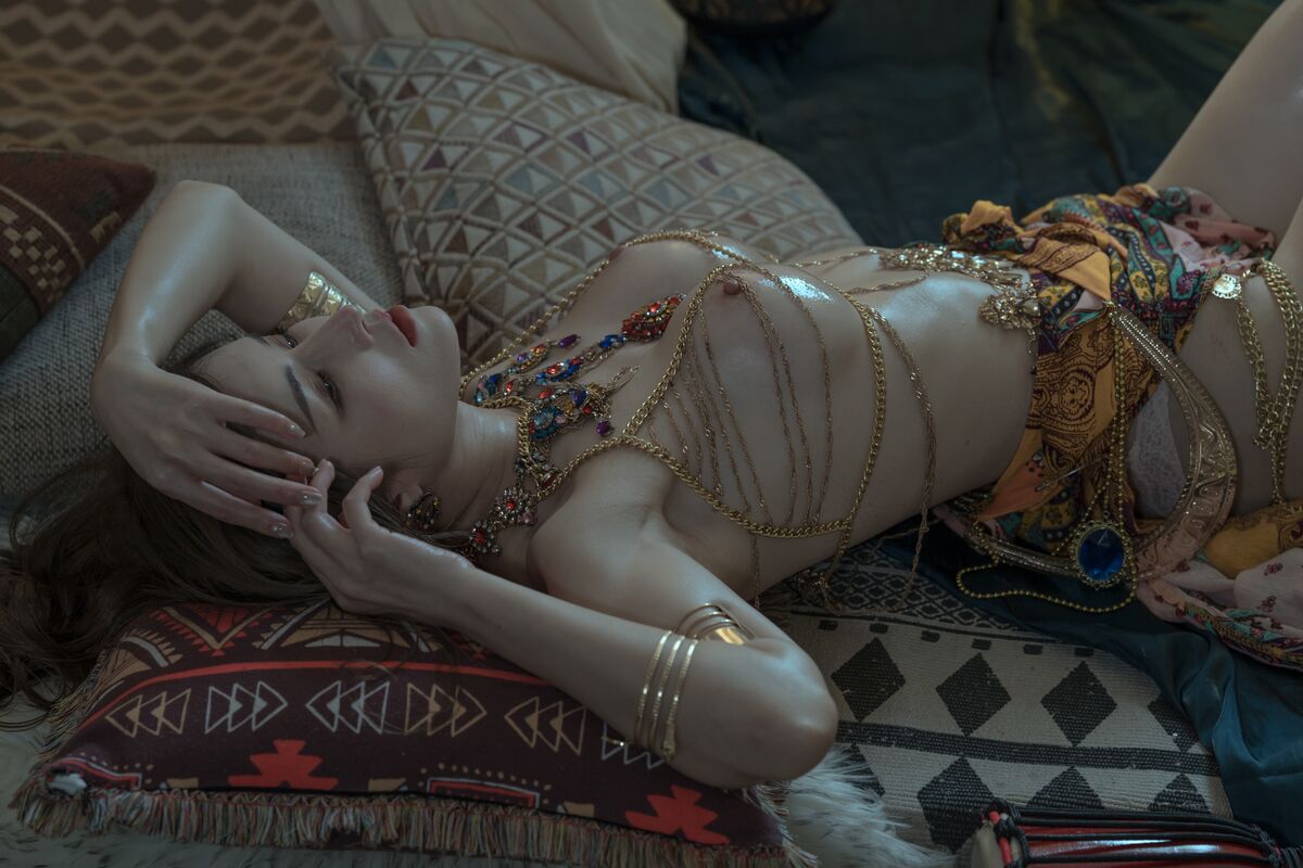 Coser@鹿八岁 - 神明少女