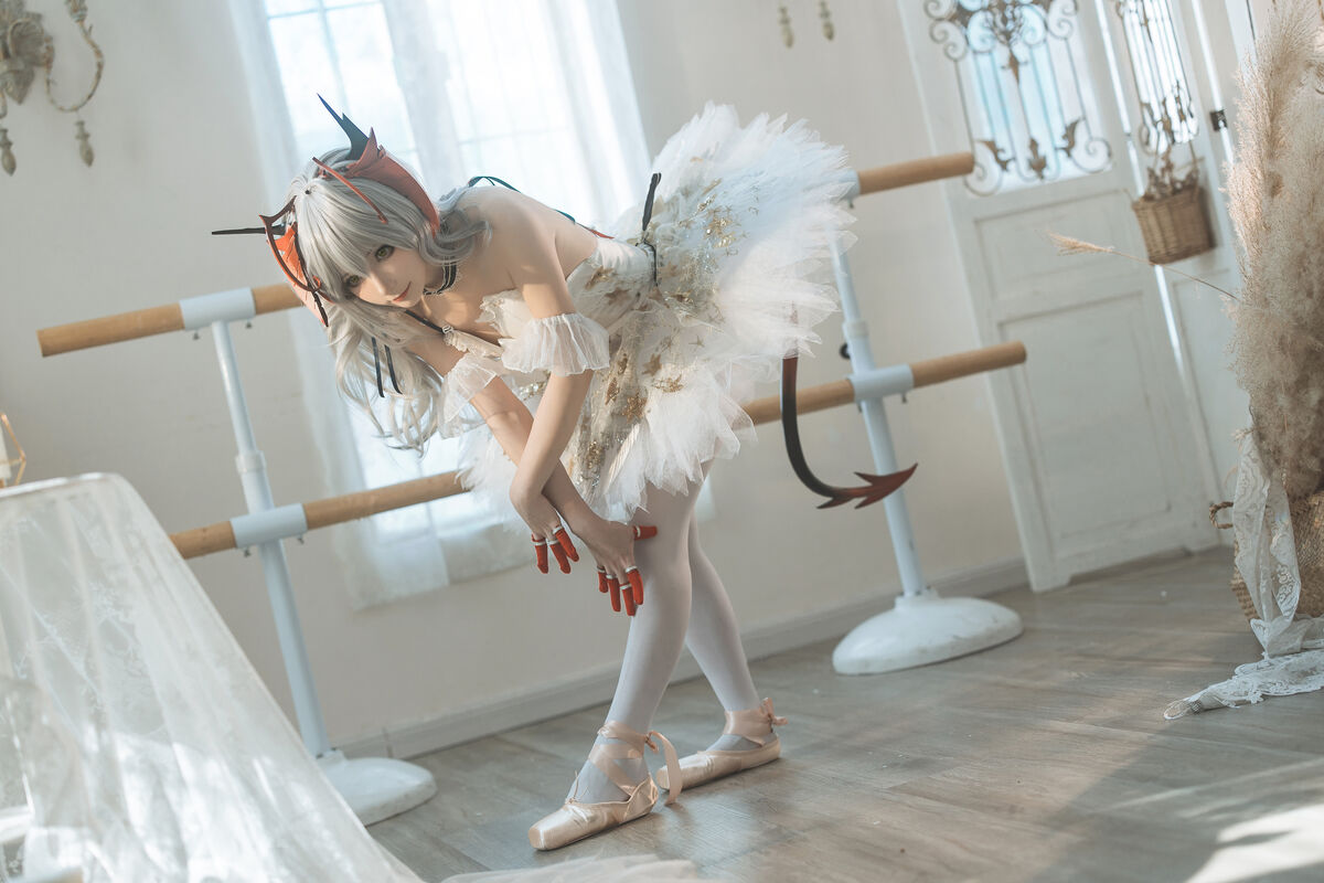 Coser@是三不是世w - 明日方舟 W 芭蕾