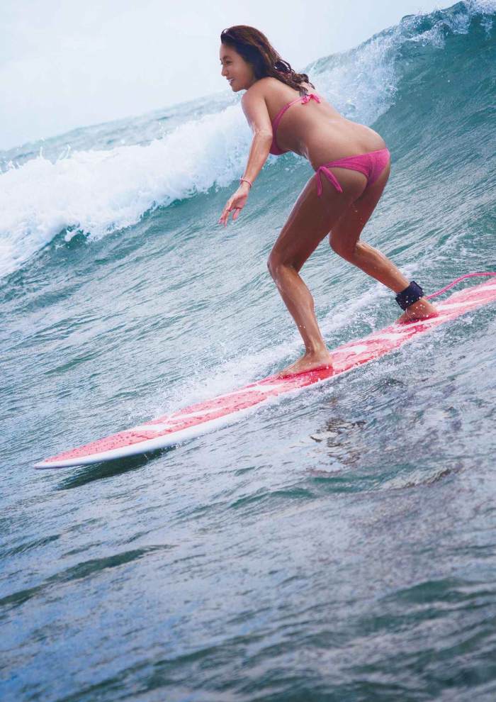 深田恭子 ムッチリ水着＆下着グラビア画像！