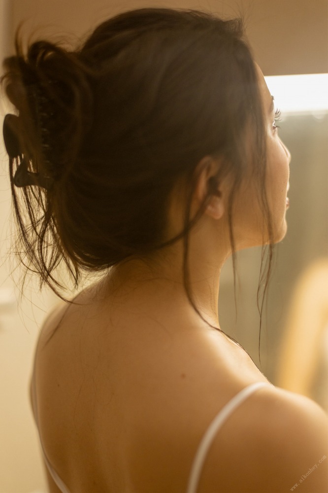 妃ひかり 国宝級Fカップおっぱいのヌード画像！