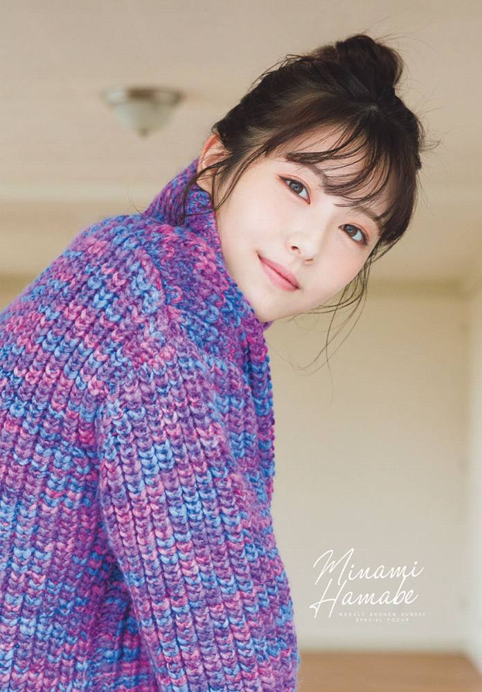 浜辺美波 鬼かわな水着＆浴衣グラビア画像！