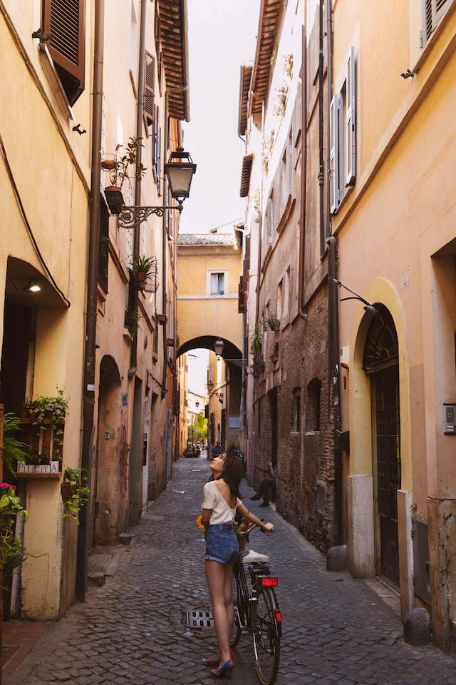 秋元真夏 激かわな水着・ランジェリー画像！