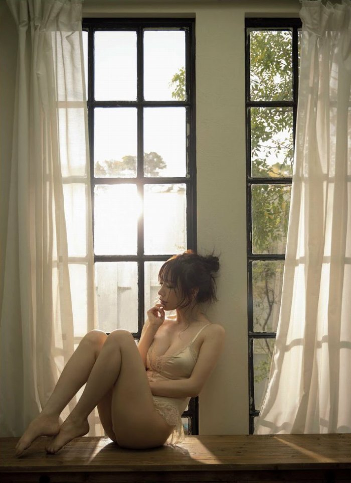 清水あいり Hカップヌード＆水着グラビア画像！