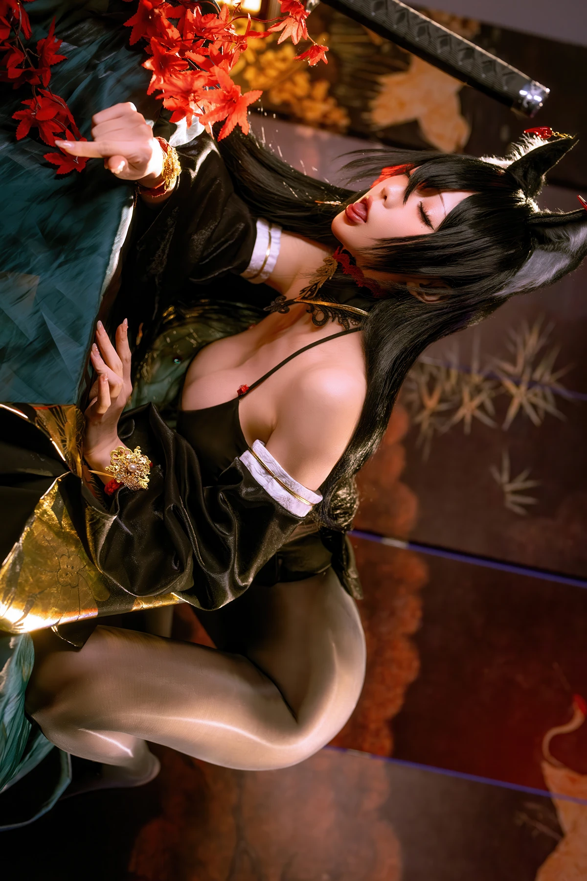 Cosplay 星之迟迟Hoshilily – 2025年12月计划E 碧蓝航线 近江