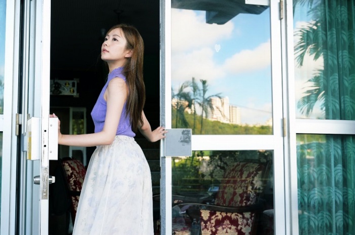 青空ひかり 笑顔がかわいい純朴ヌード画像！