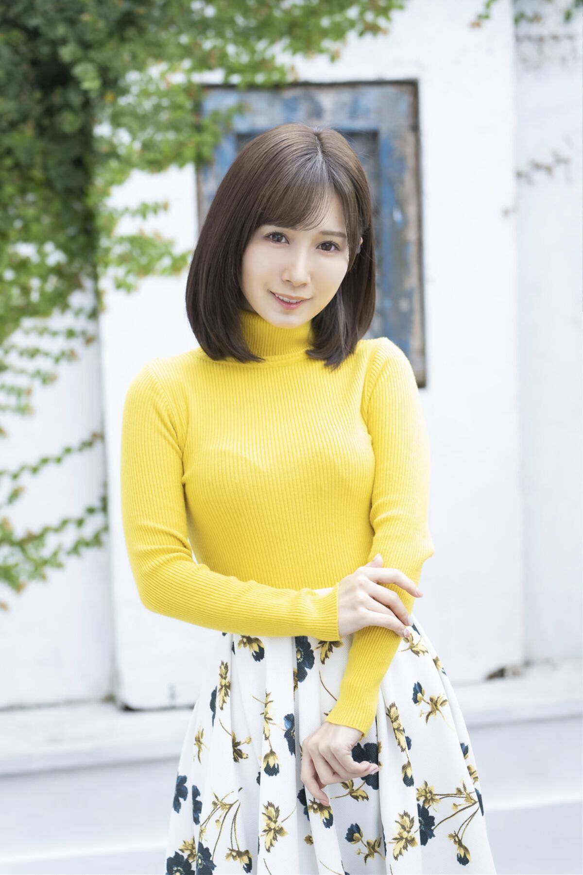 Minami Kojima 小島みなみ - 週刊実話デジタル写真集 濃いの欲しいの