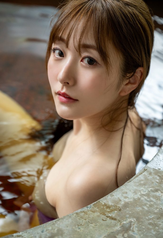 青空ひかり 笑顔がかわいい純朴ヌード画像！