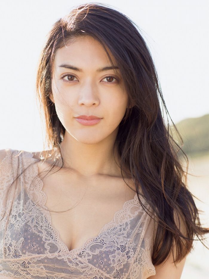 田中道子 スタイルが凄い水着グラビア画像！