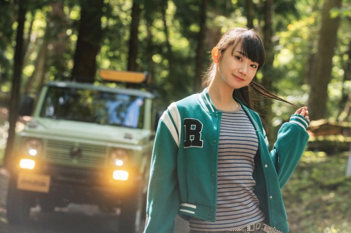 相沢菜々子 スタイル抜群な水着グラビア画像！