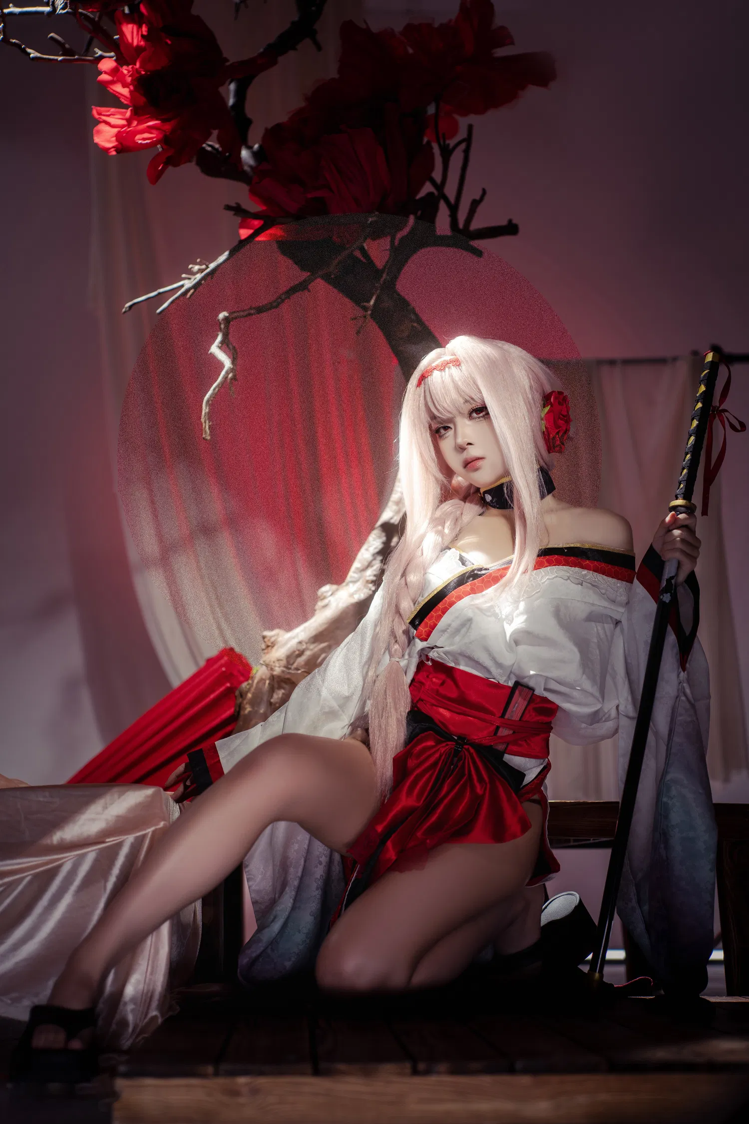 [Cosplay] 矢量鱼 Nikke胜利女神 暗莲