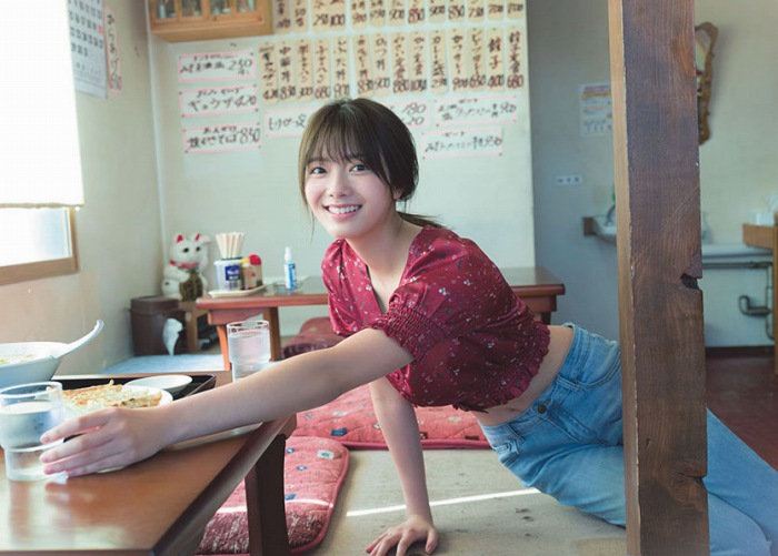 田村保乃 ナチュラルな激かわ水着グラビア画像！