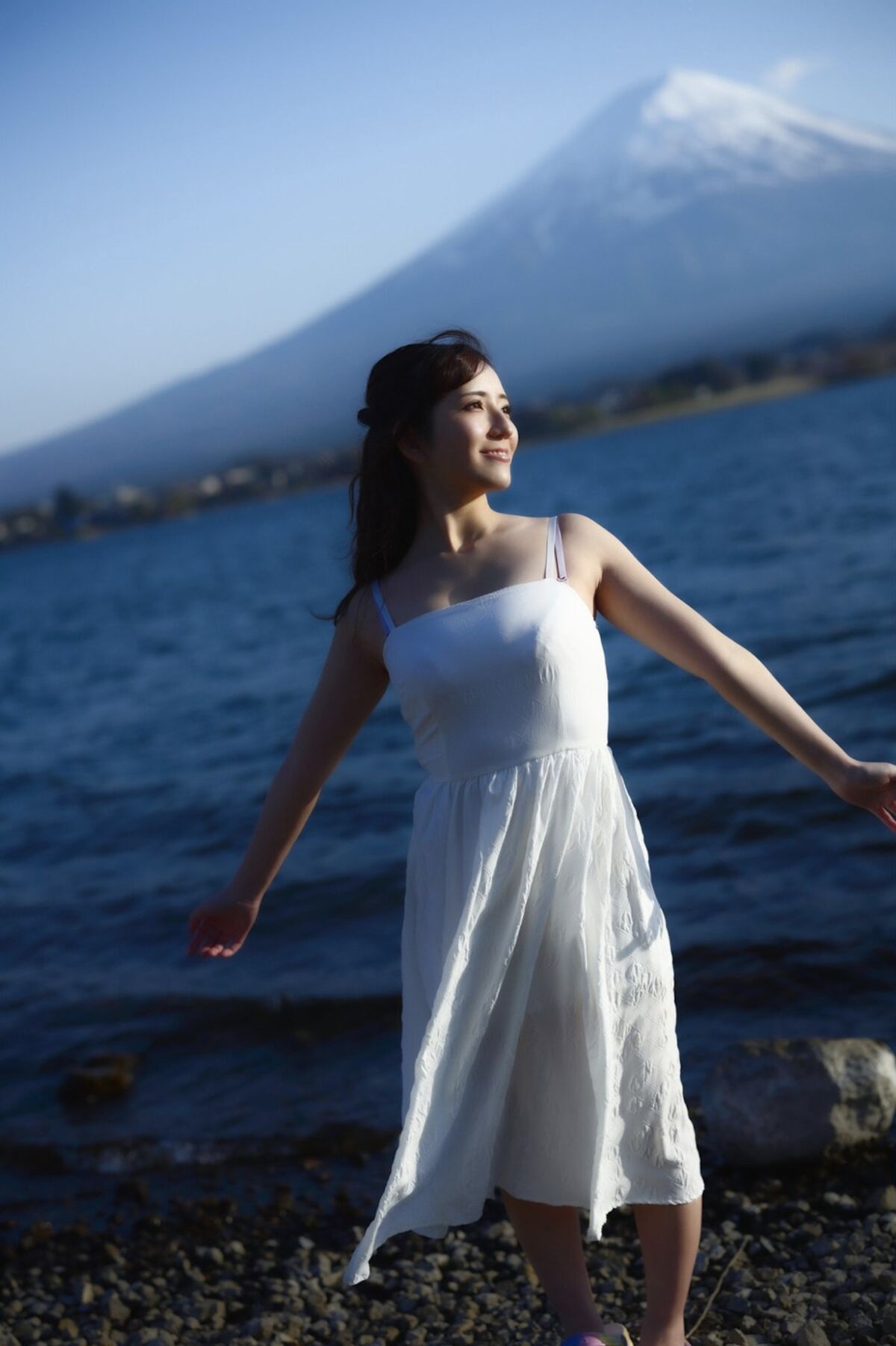 Non Ohana 小花のん - Prestige Photobook Bitter And Sweet