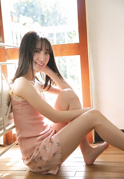 金村美玖 しっとりかわいい水着＆生脚画像！