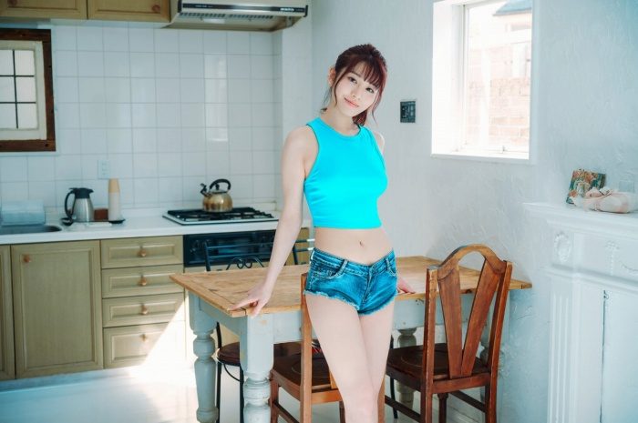 河北彩伽 絵になるEカップ美乳のヌード画像！