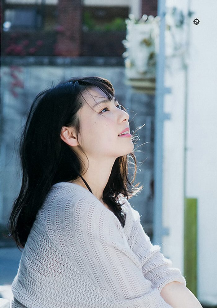 相楽伊織 けっこうボインな水着グラビア画像！