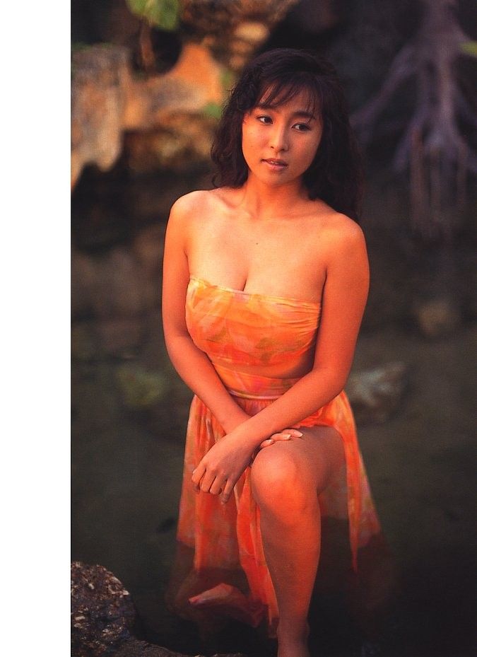 かとうれいこ Eカップ水着グラビア画像他！